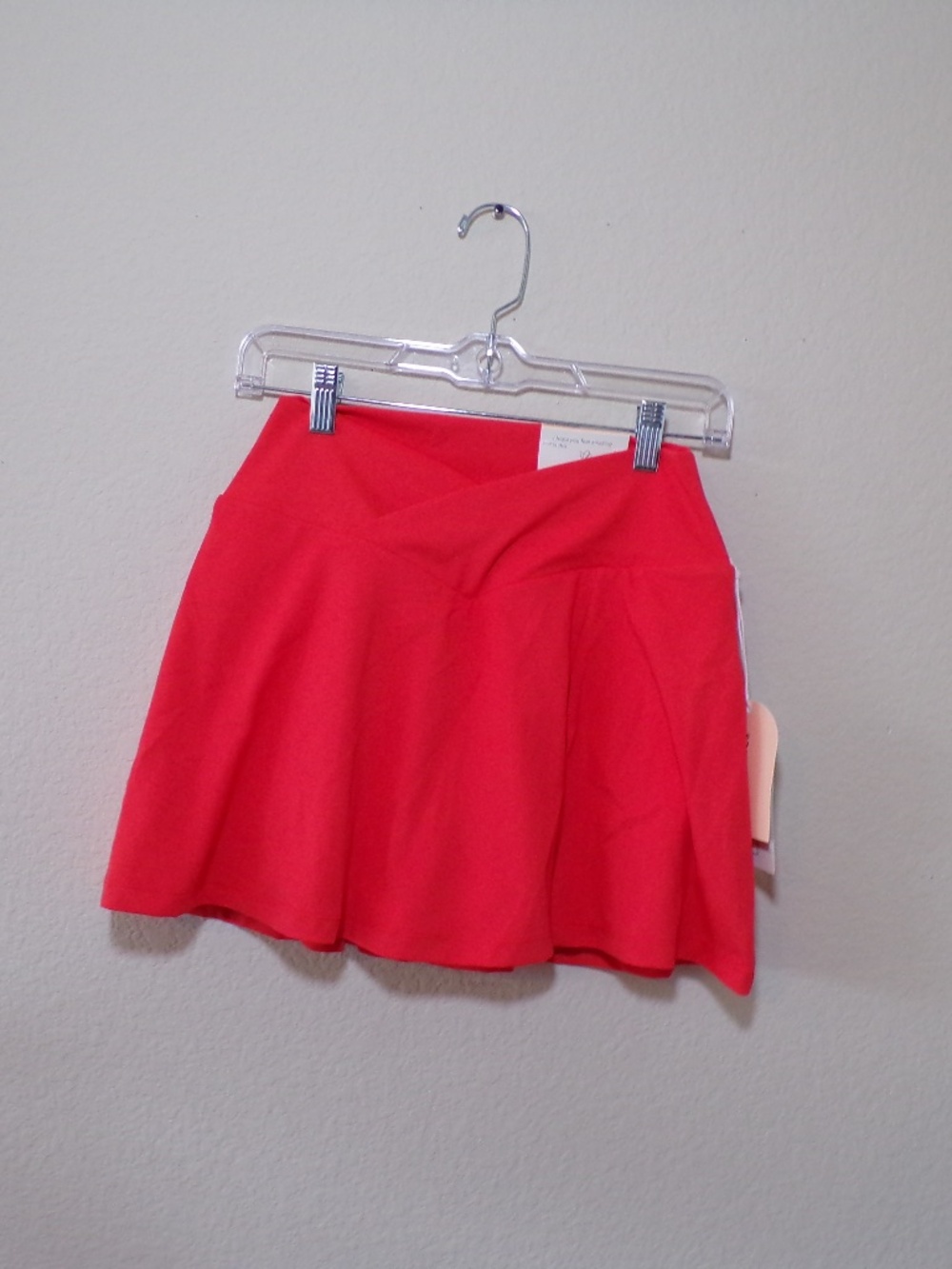 Blogilates Crisscross Slit Skort in Spicy Orange – Size Medium